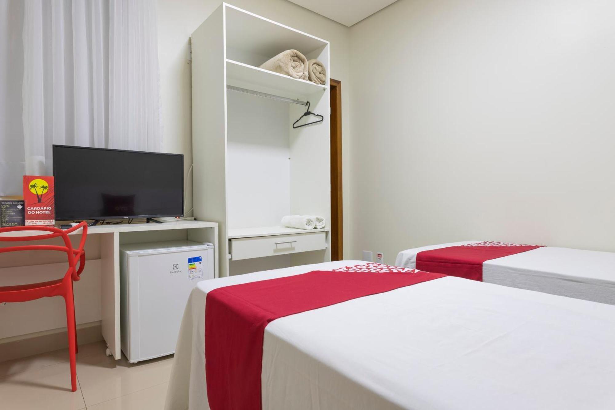 Oyo Tropical Confort Hotel, Brasilia Sao Sebastiao  Exterior photo