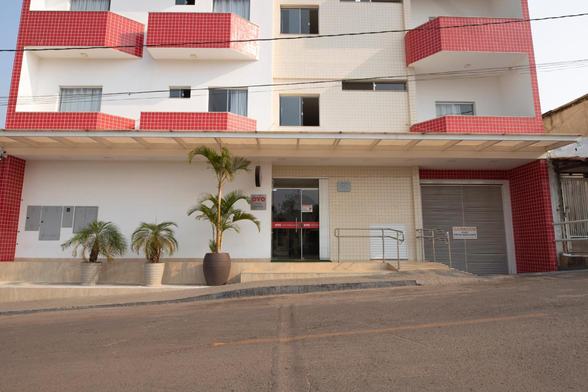 Oyo Tropical Confort Hotel, Brasilia Sao Sebastiao  Exterior photo